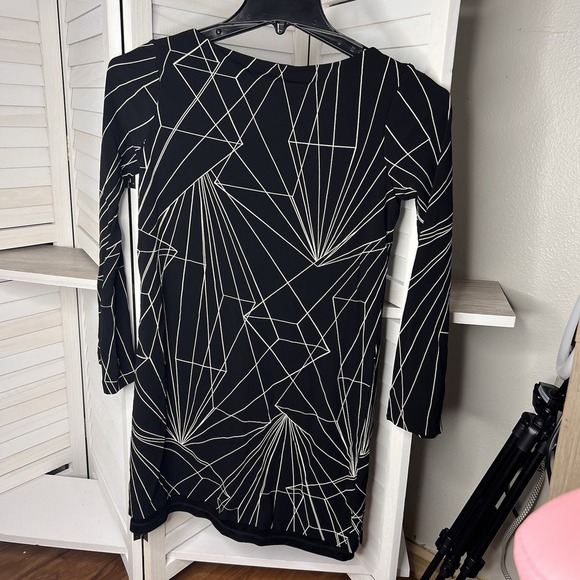 Nicole Miller Artelier Black Geometric Pattern Long Sleeve Dress Women's Size S - Picture 3 of 5